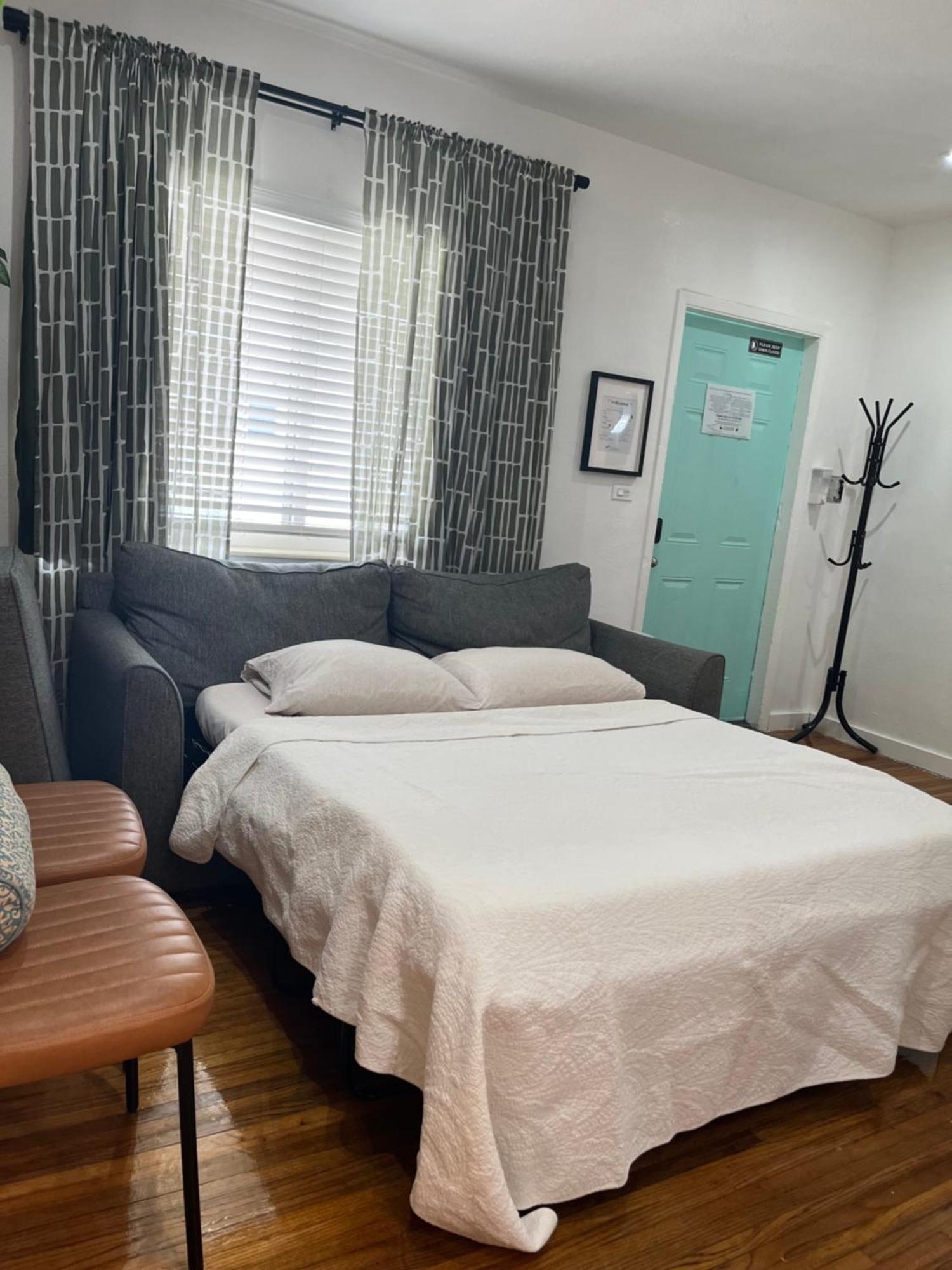 Stunning Little Havana Suites Close To Airport, Calle Ocho, Brickell, Wynwood And The Beaches - Free Parking Miami Exterior foto